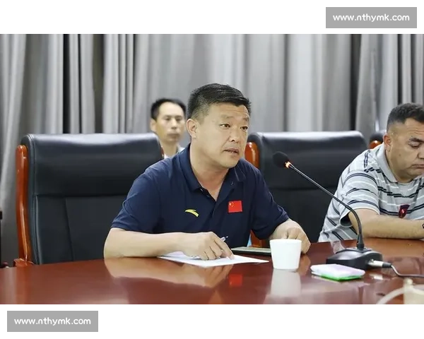 喀什杯青少年足球发展交流会:丝路青训新起点 喀什杯青少年足球发展交流会:丝路青训新起点