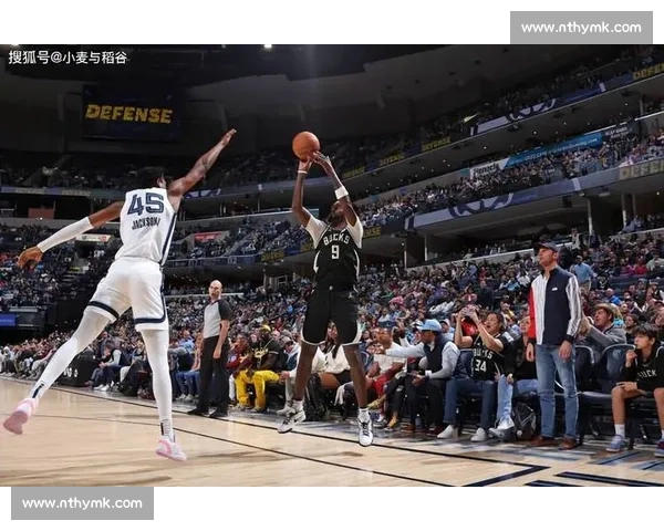 波蒂斯三年 4400 万续约雄鹿 超值合同锁死内线核心助字母冲冠 波蒂斯三年 4400 万续约雄鹿 超值合同锁死内线核心助字母冲冠